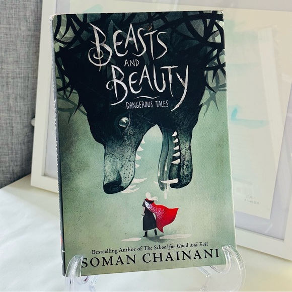 Beasts and Beauty Dangerous Tales Soman Chainani Hardcover Book - Picture 1 of 6